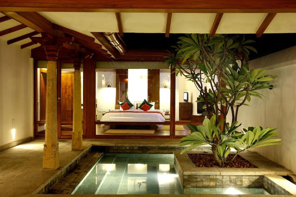 马杜赖遗产酒店 外观 照片 A pool villa at The Oberoi, Mauritius