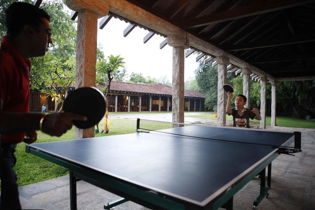 马杜赖遗产酒店 外观 照片 Table tennis at the resort