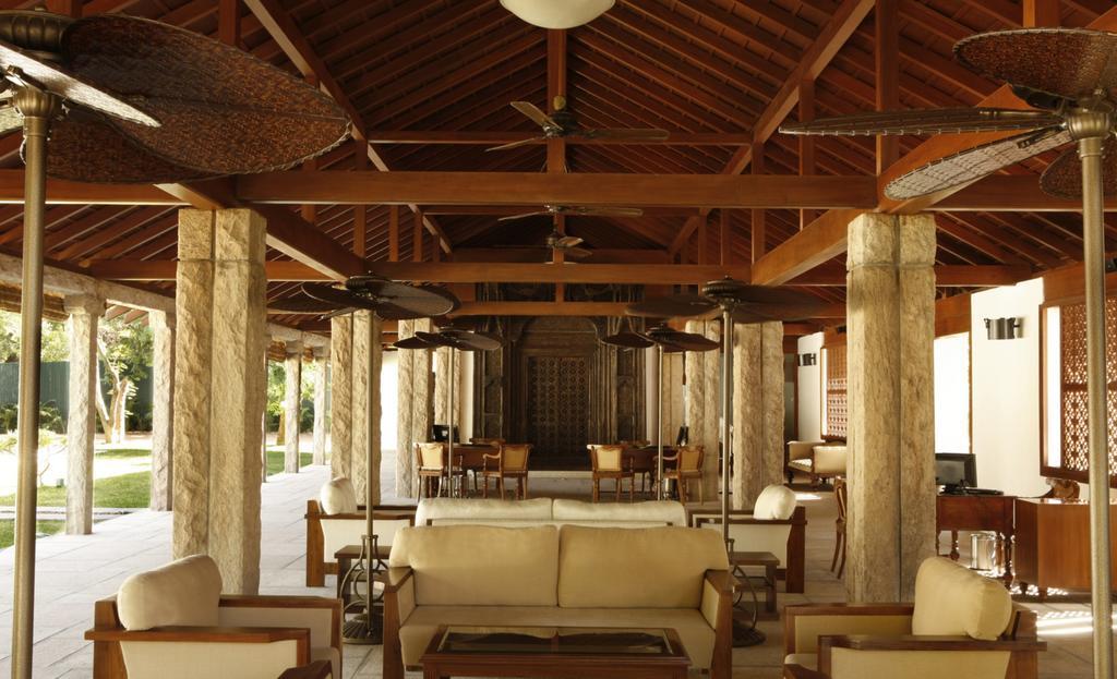 马杜赖遗产酒店 外观 照片 The interior of the hotel