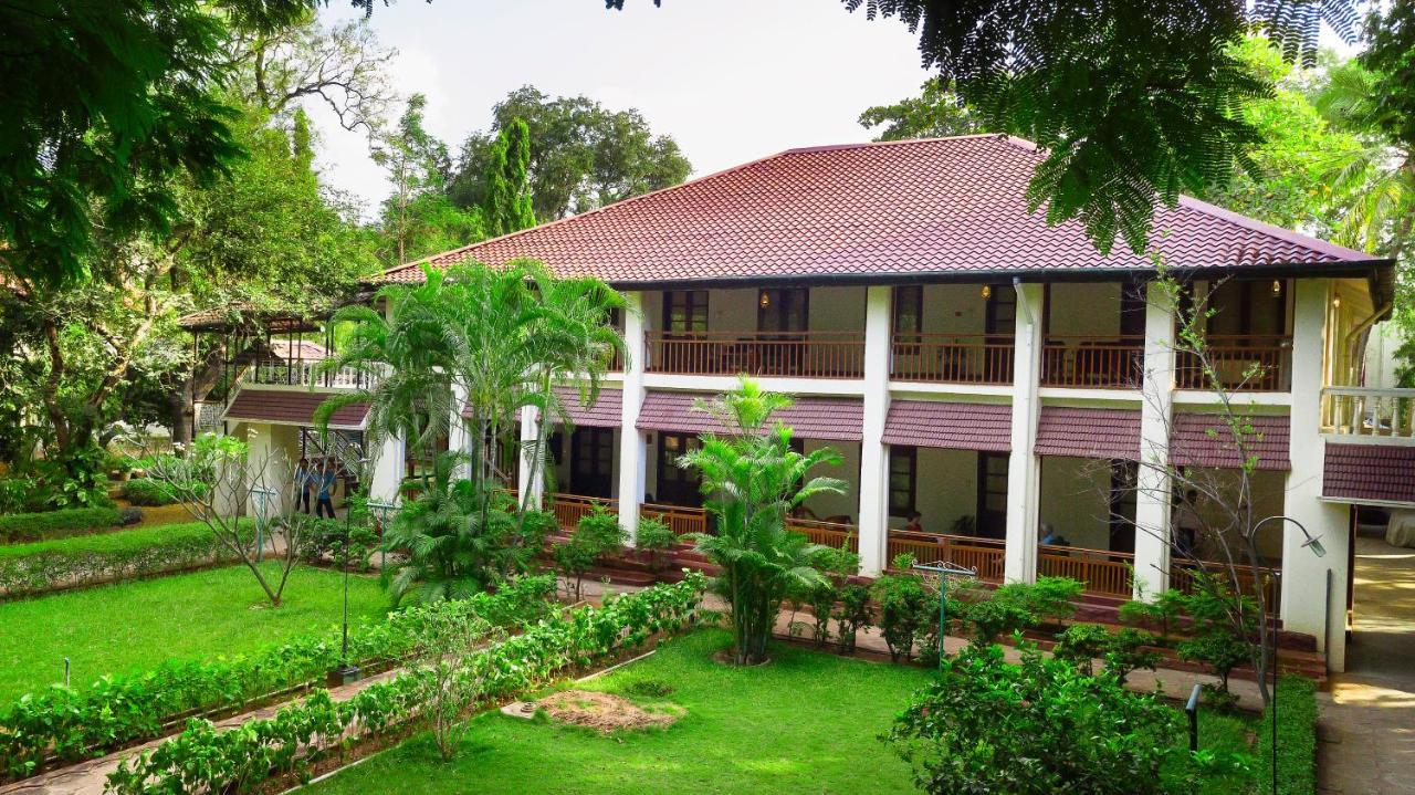 马杜赖遗产酒店 外观 照片 The main building of the university