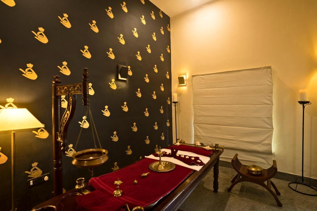 马杜赖遗产酒店 外观 照片 Ayurvedic treatment room